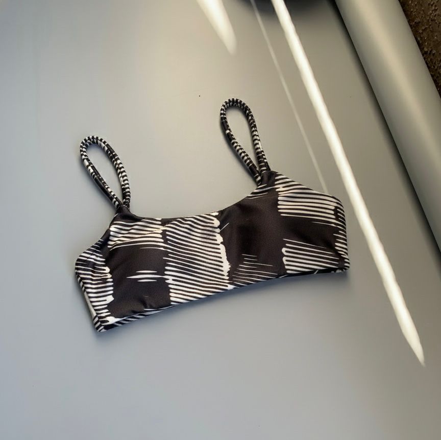 Tops de bikinis estampados