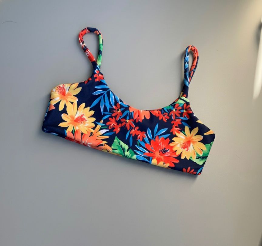 Tops de bikinis estampados