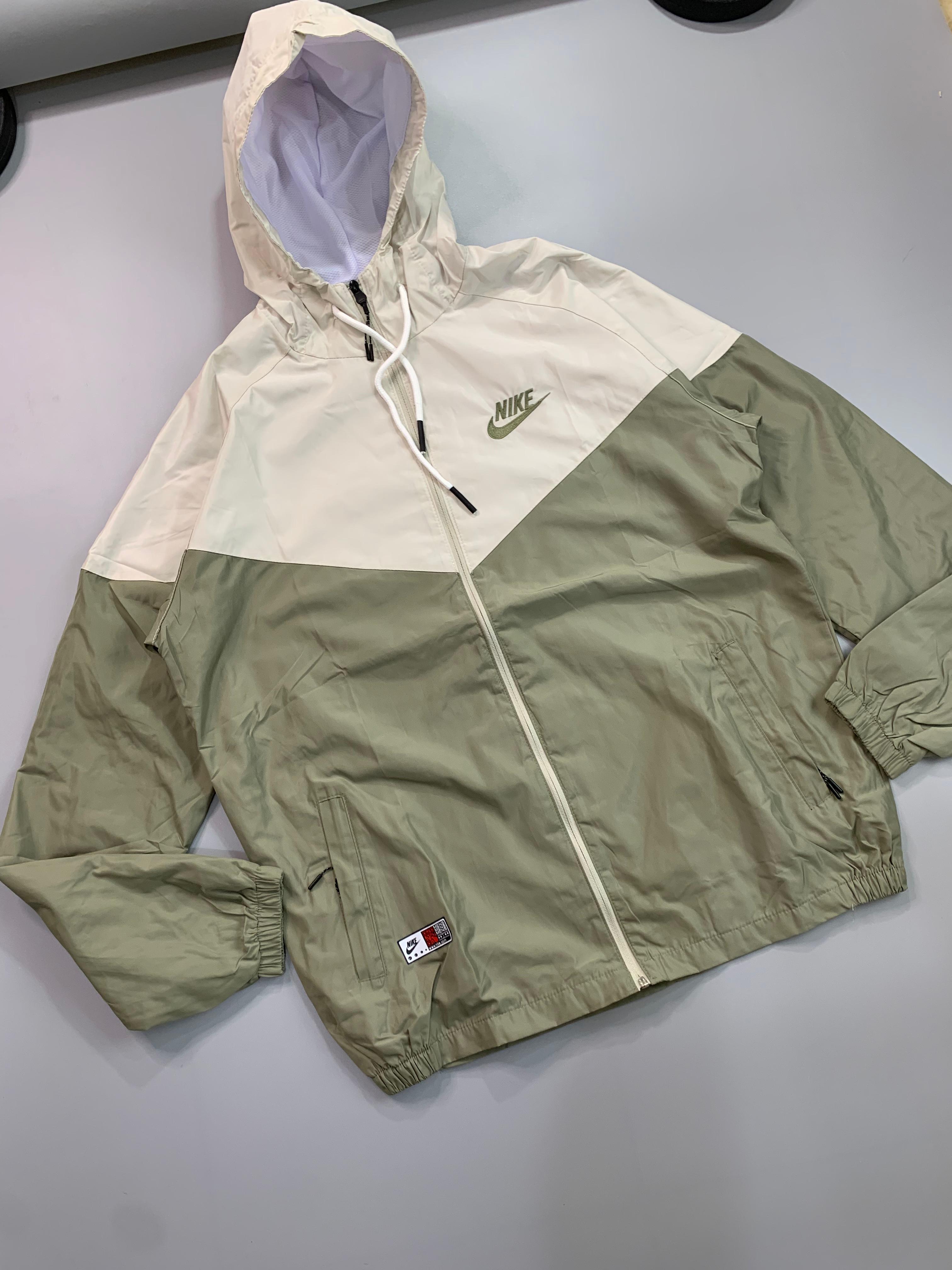 Chaquetas cortaviento